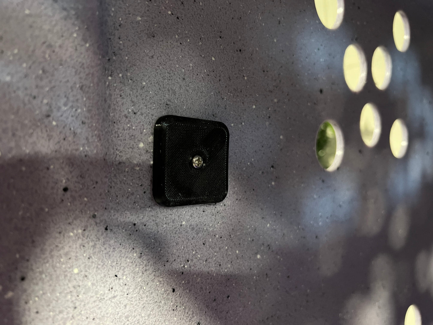 3D Printed Dog Leash Hooks for Ruffland Kennels